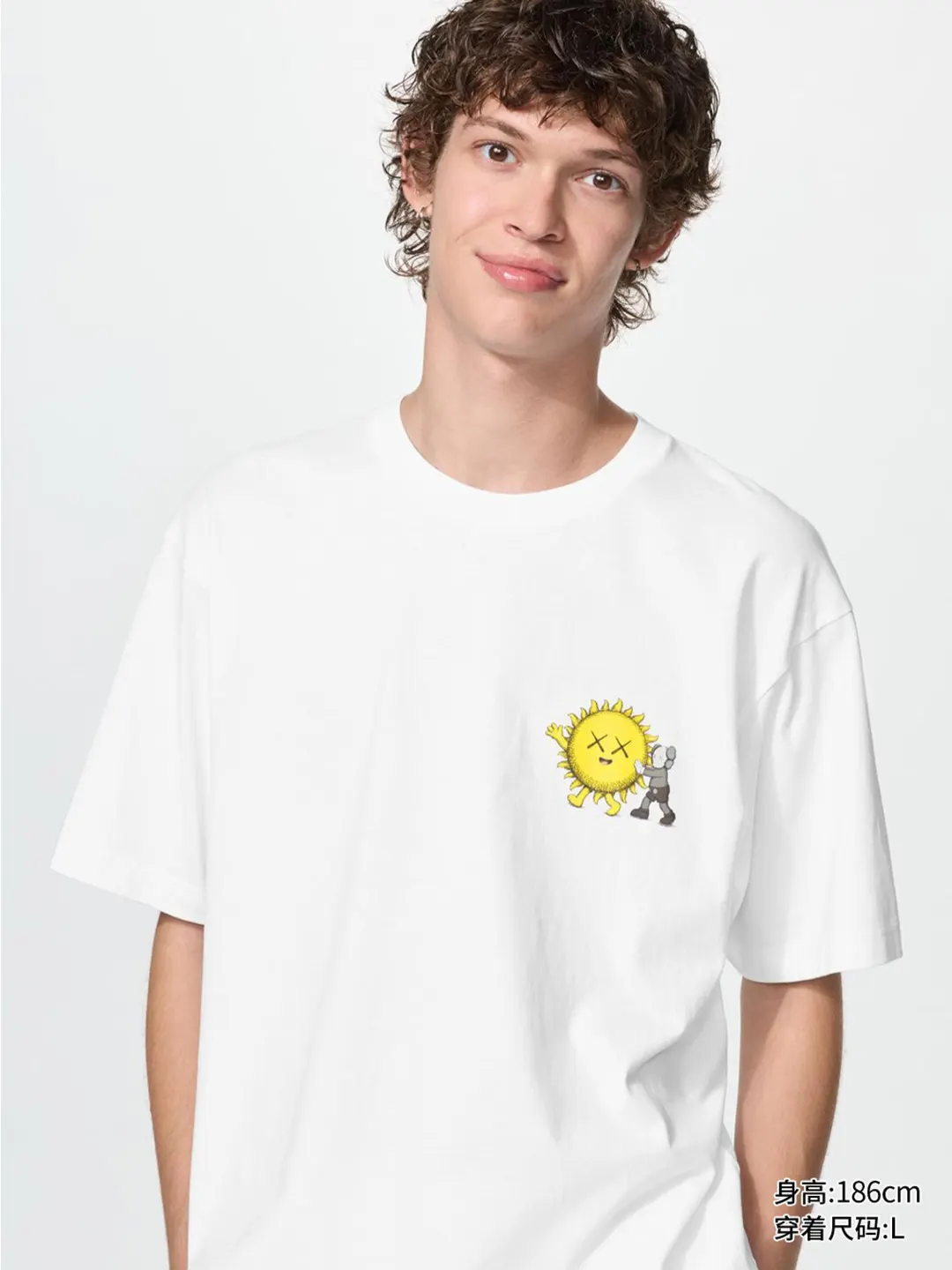 Футболка UT KAWS, Uniqlo