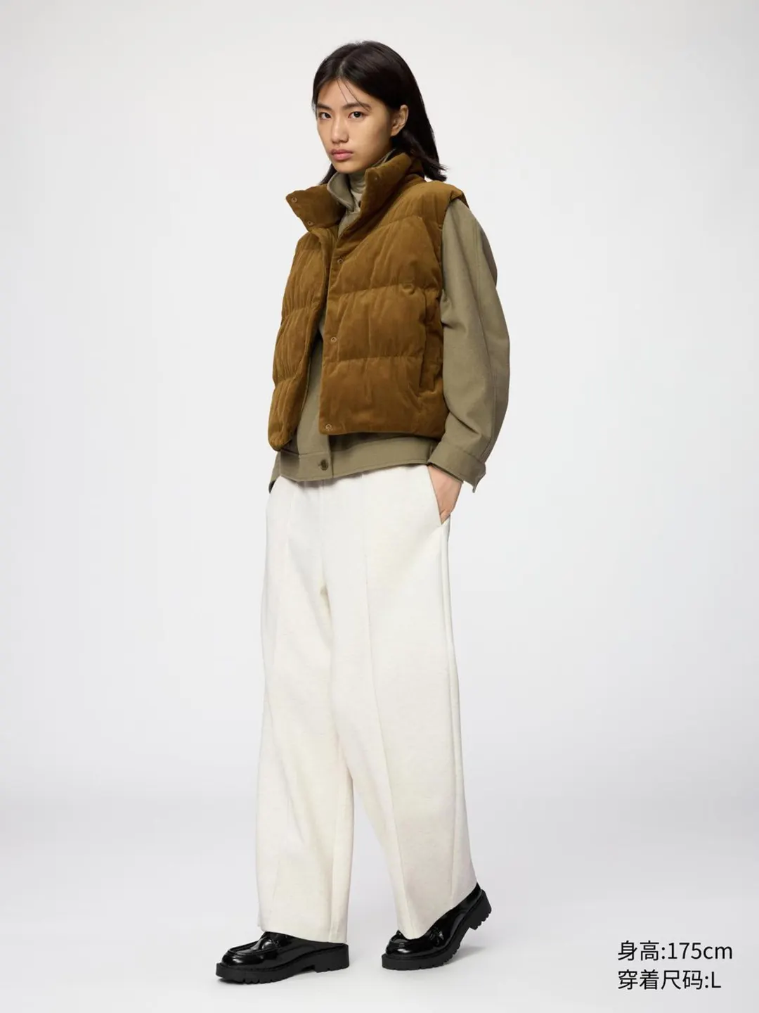 Утепленный жилет из вельвета, Uniqlo