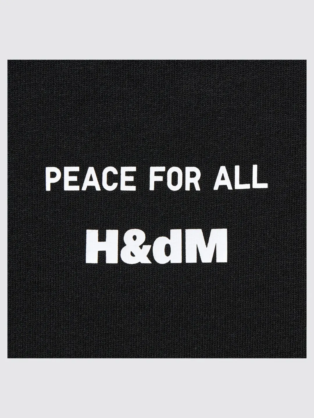 Футболка с принтом H&deM, Uniqlo