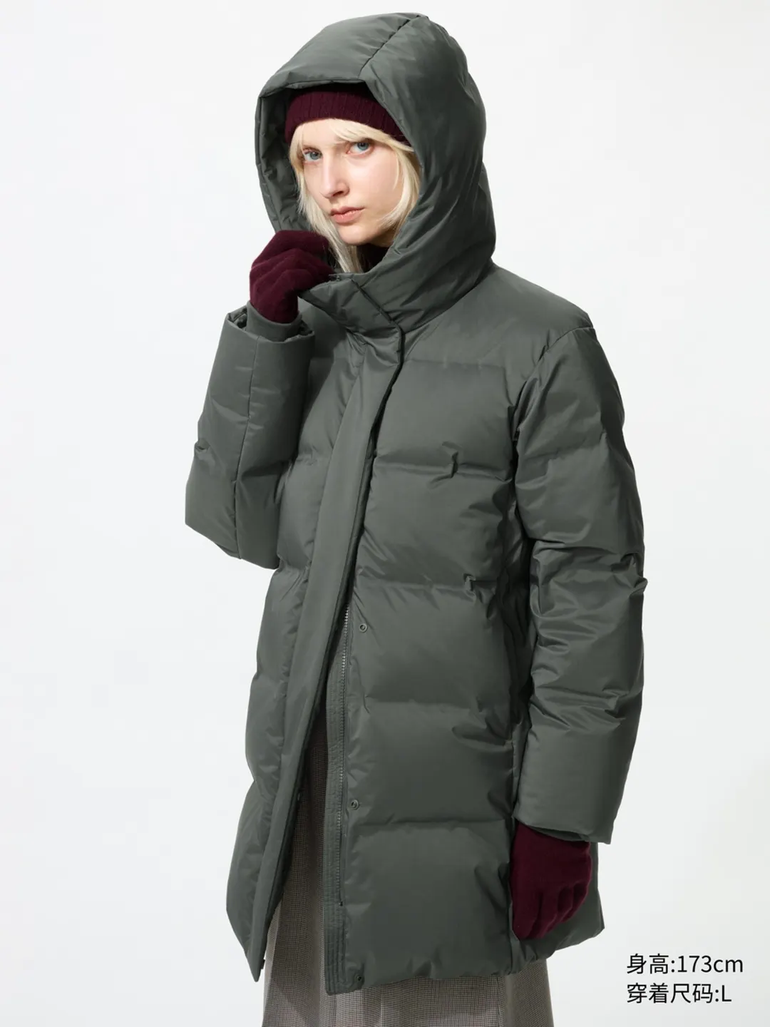 Бесшовное пуховое пальто, Uniqlo