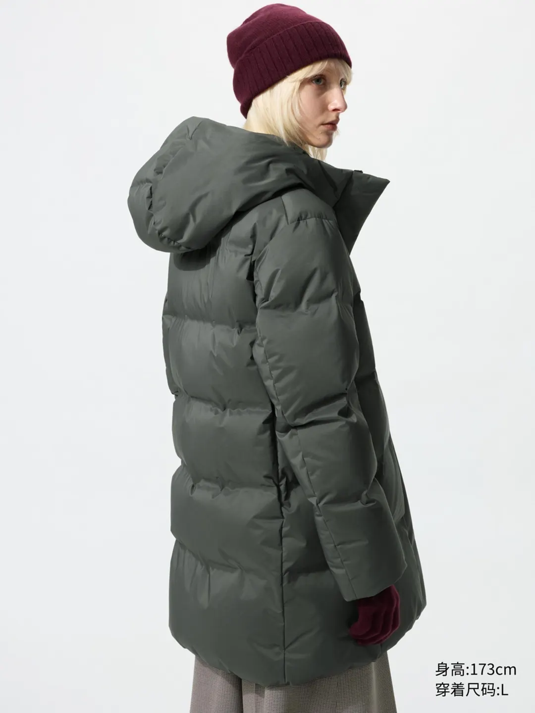 Бесшовное пуховое пальто, Uniqlo