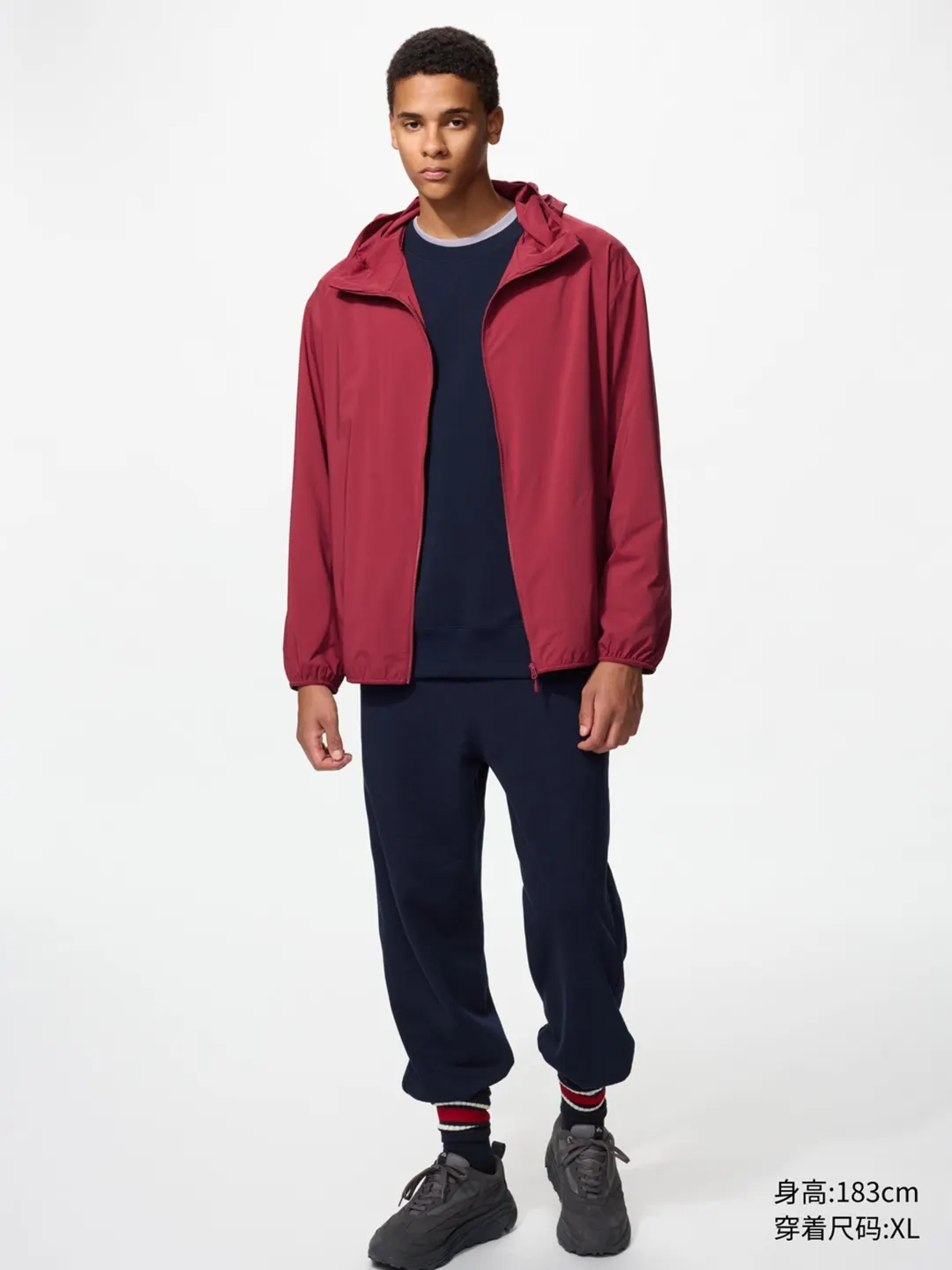 Компактная куртка с капюшоном и защитой от ультрафиолета, Uniqlo