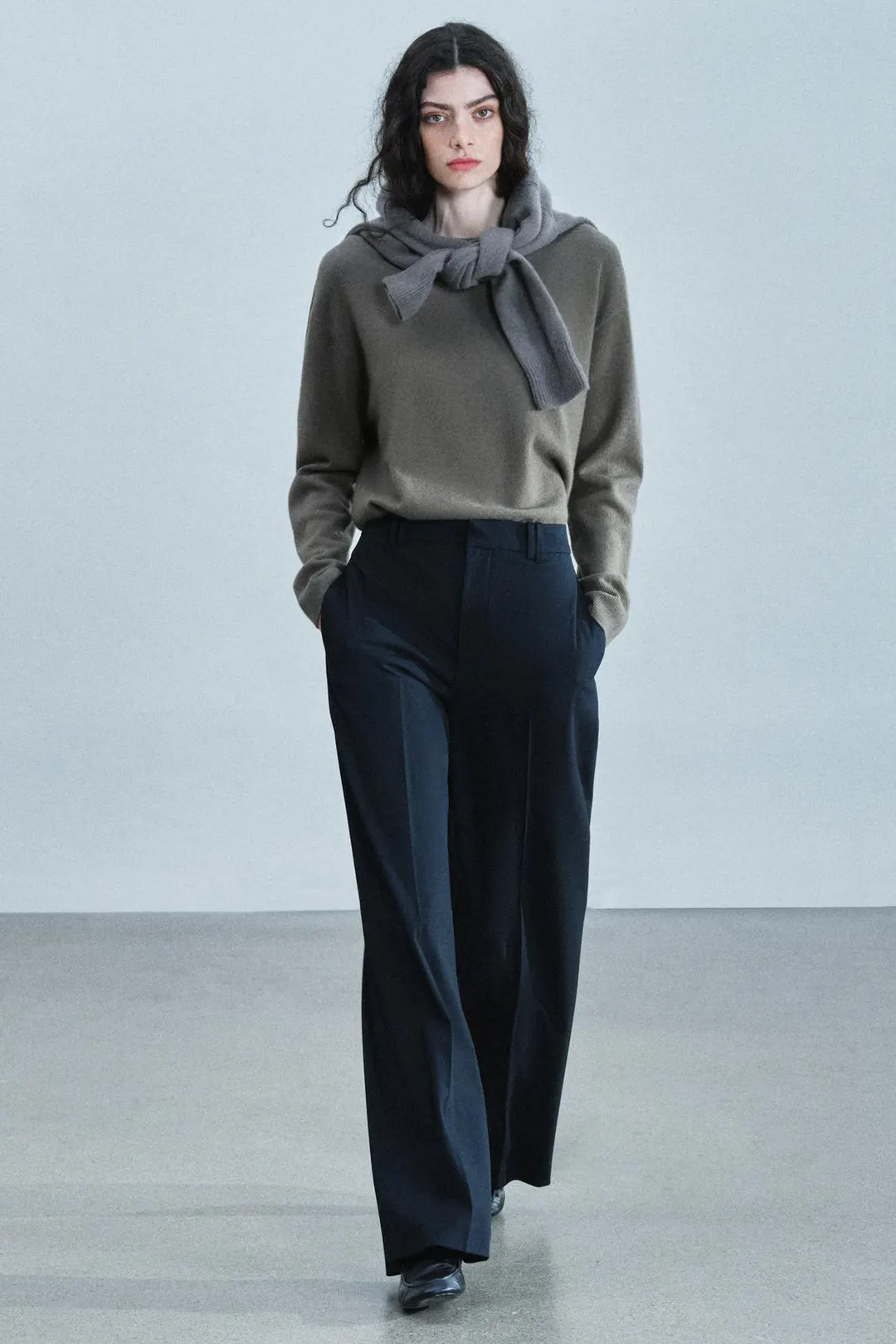 Брюки со стрелками ZW Collection, Zara