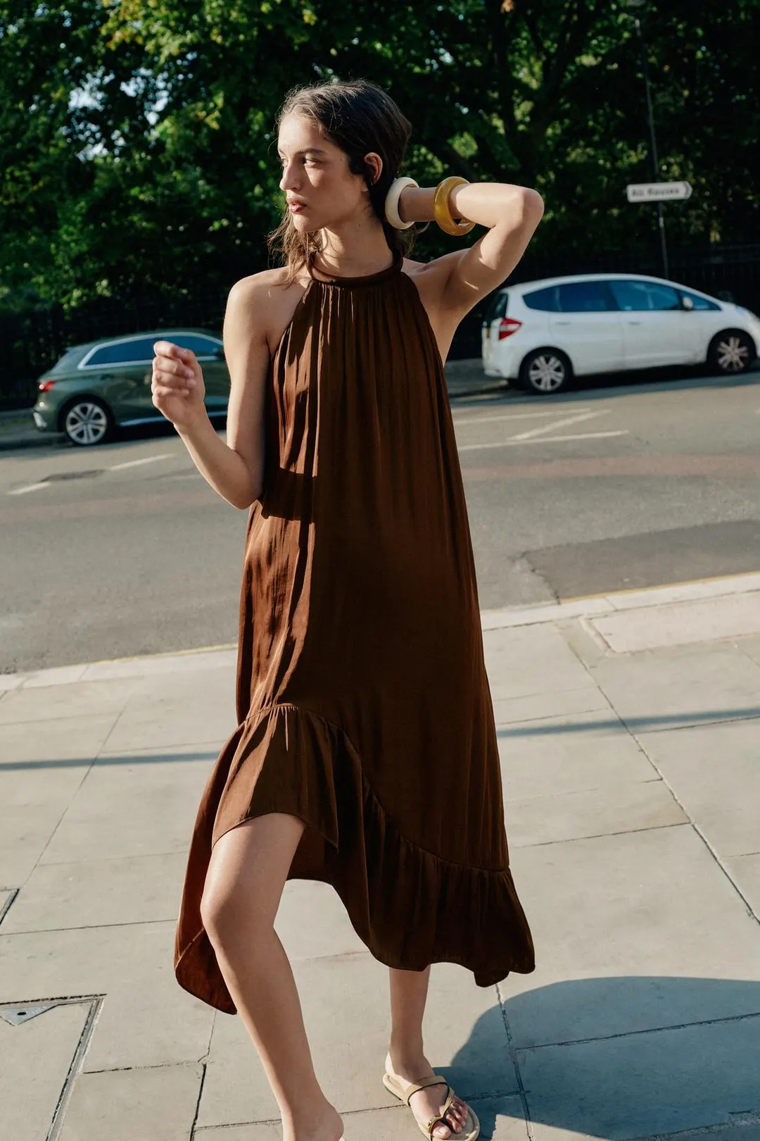 Асимметричное атласное платье миди, Zara