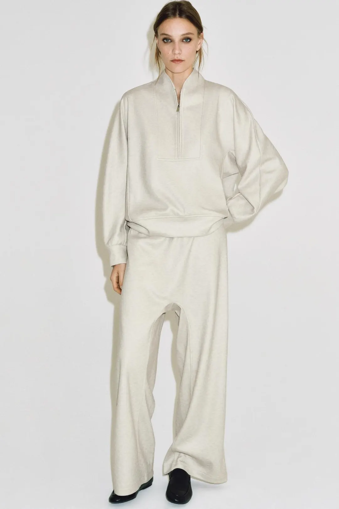 Мягкий свитшот на молнии, Zara