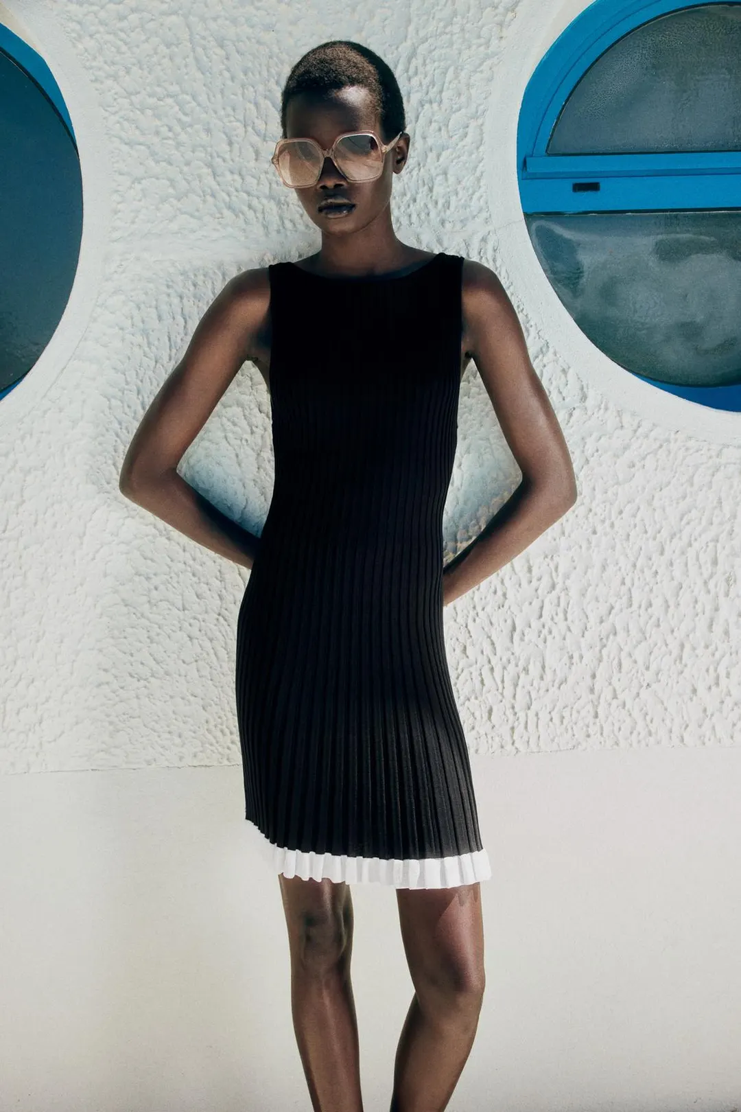 Платье короткое вязаное в рубчик, Zara