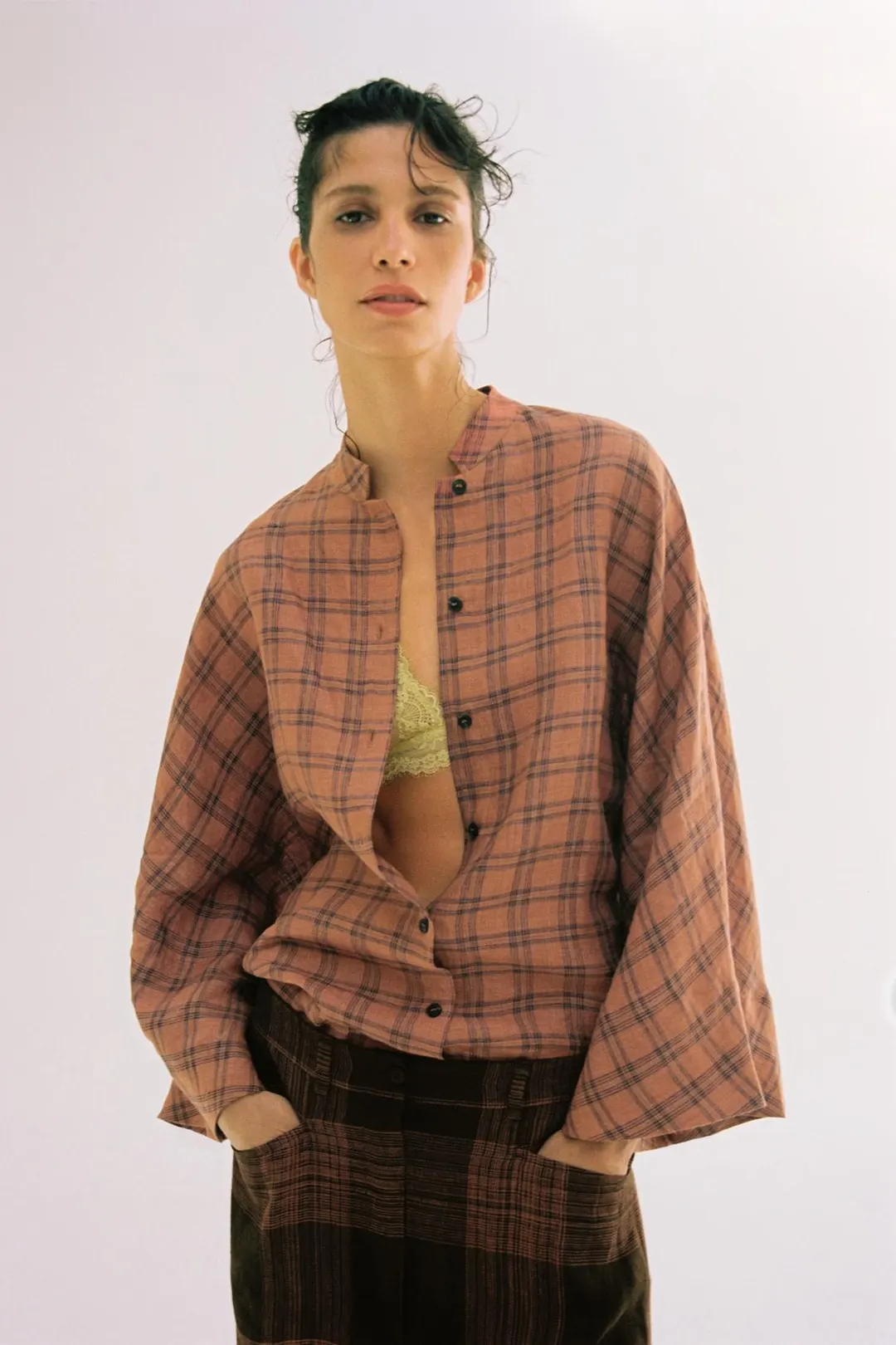 Льняная рубашка в клетку ZW Collection, Zara