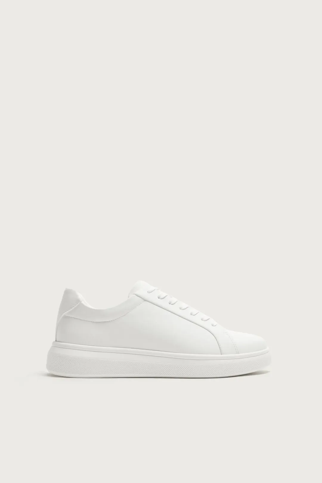 Кроссовки массивные однотонные, Zara
