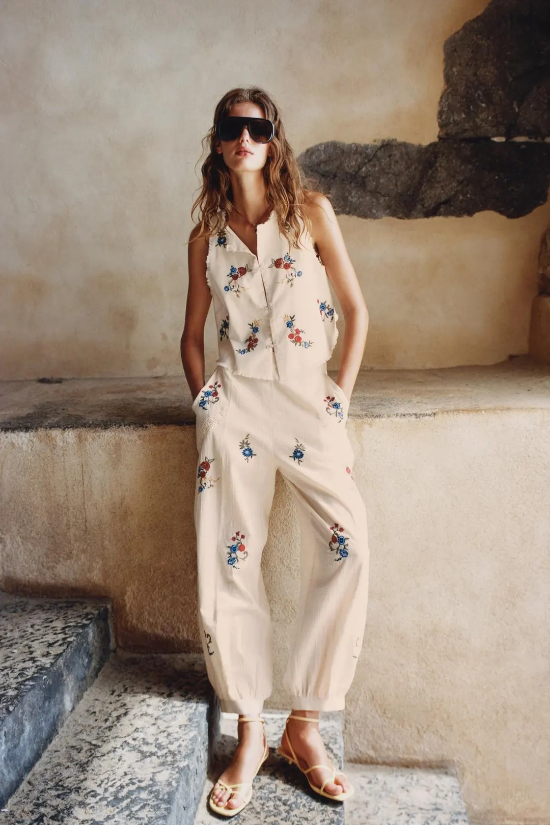 Топ-жилет с вышивкой, Zara