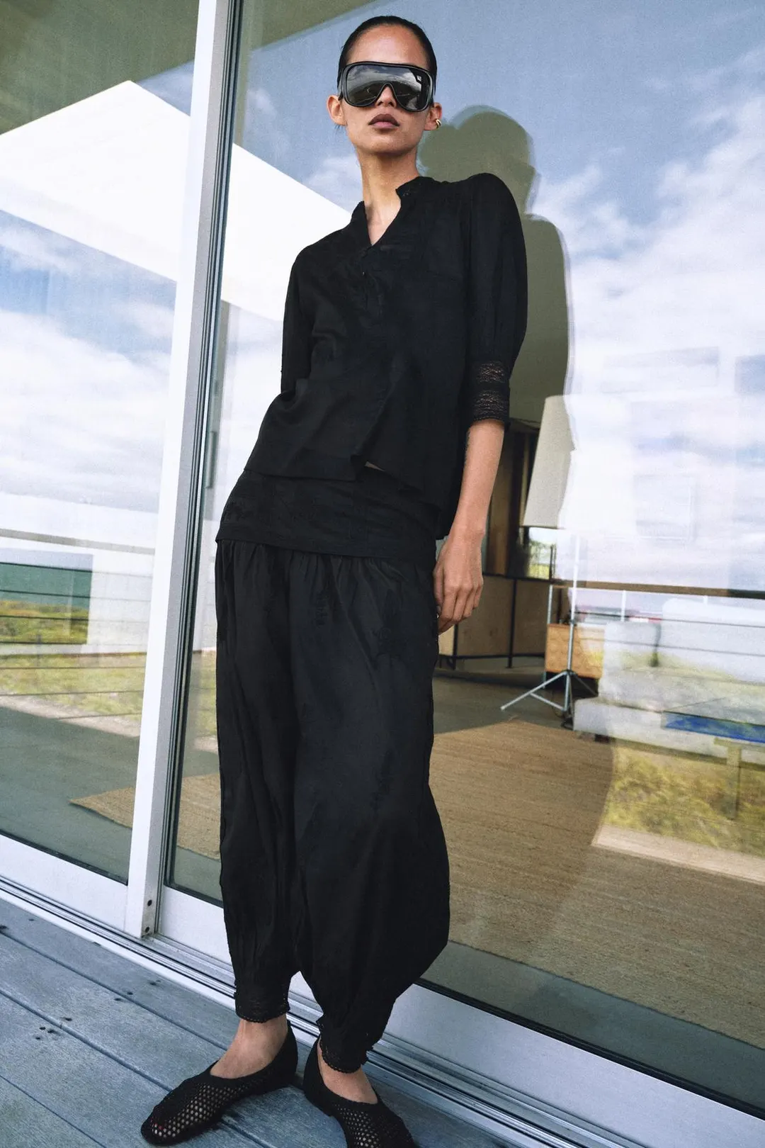 Блузка с вышивкой ZW Collection, Zara