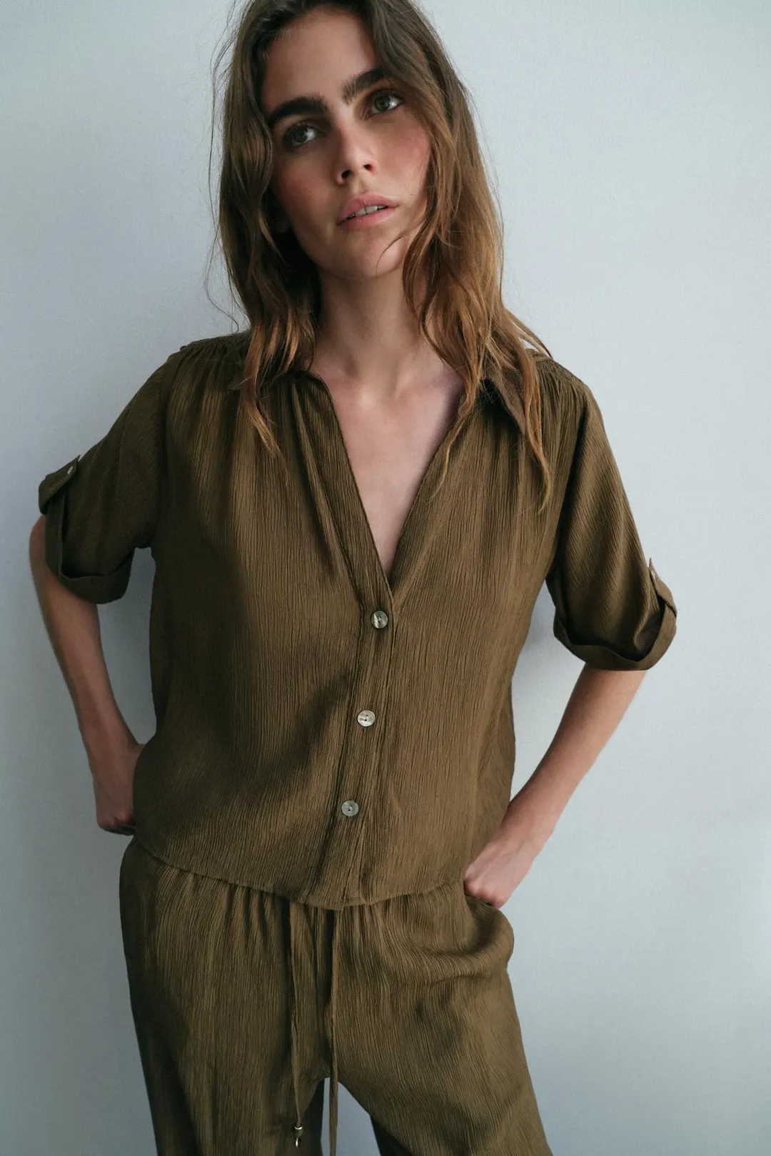 Рубашка струящаяся с короткими рукавами, Zara