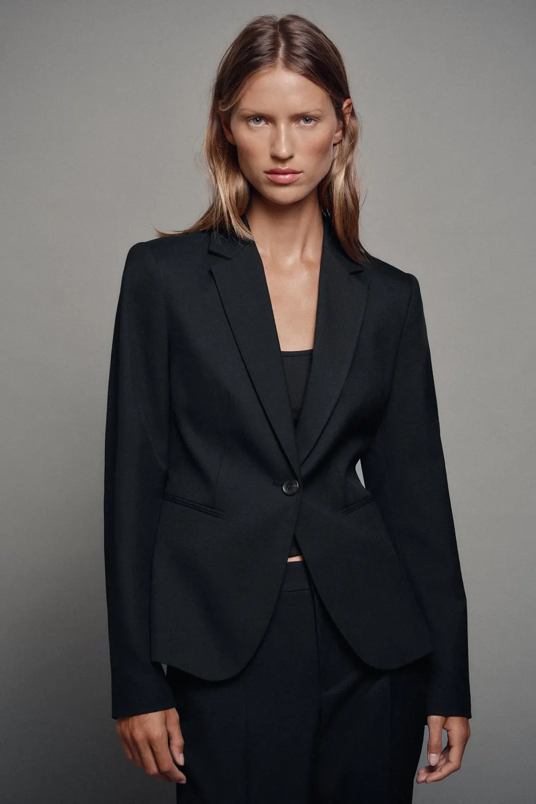 Блейзер костюмного кроя с подплечниками, Zara