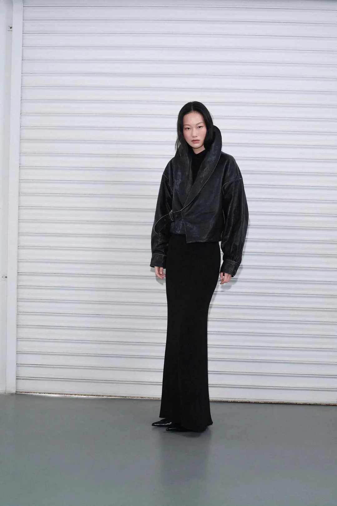 Куртка из 100% кожи с пряжкой ZW Collection, Zara