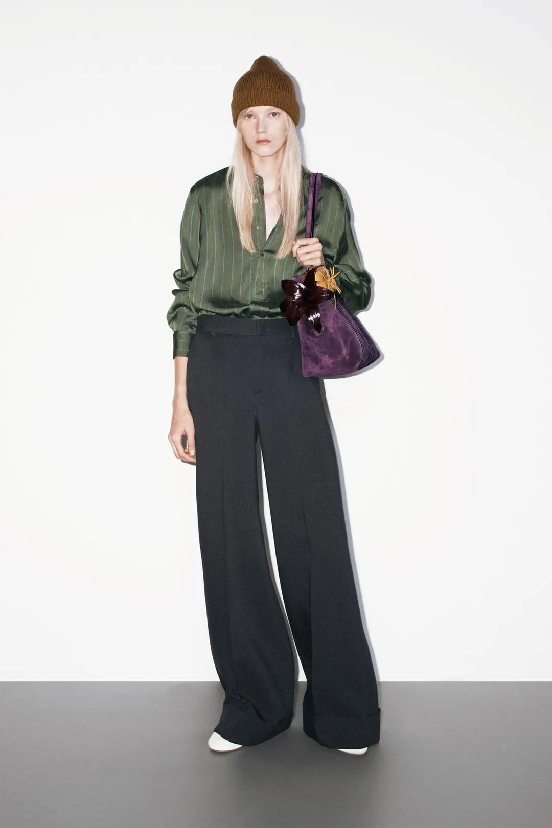 Брюки прямого кроя с отворотами ZW Collection, Zara