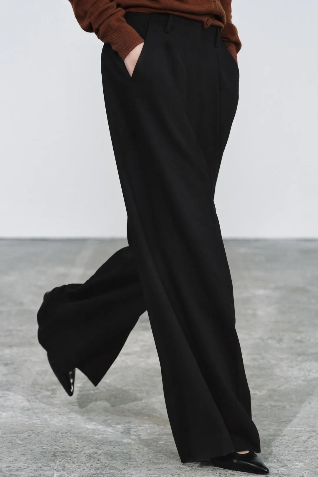 Брюки со складками ZW Collection, Zara