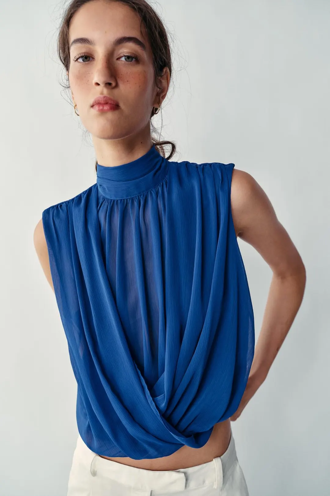 Топ с драпировкой и объемными рукавами, Zara