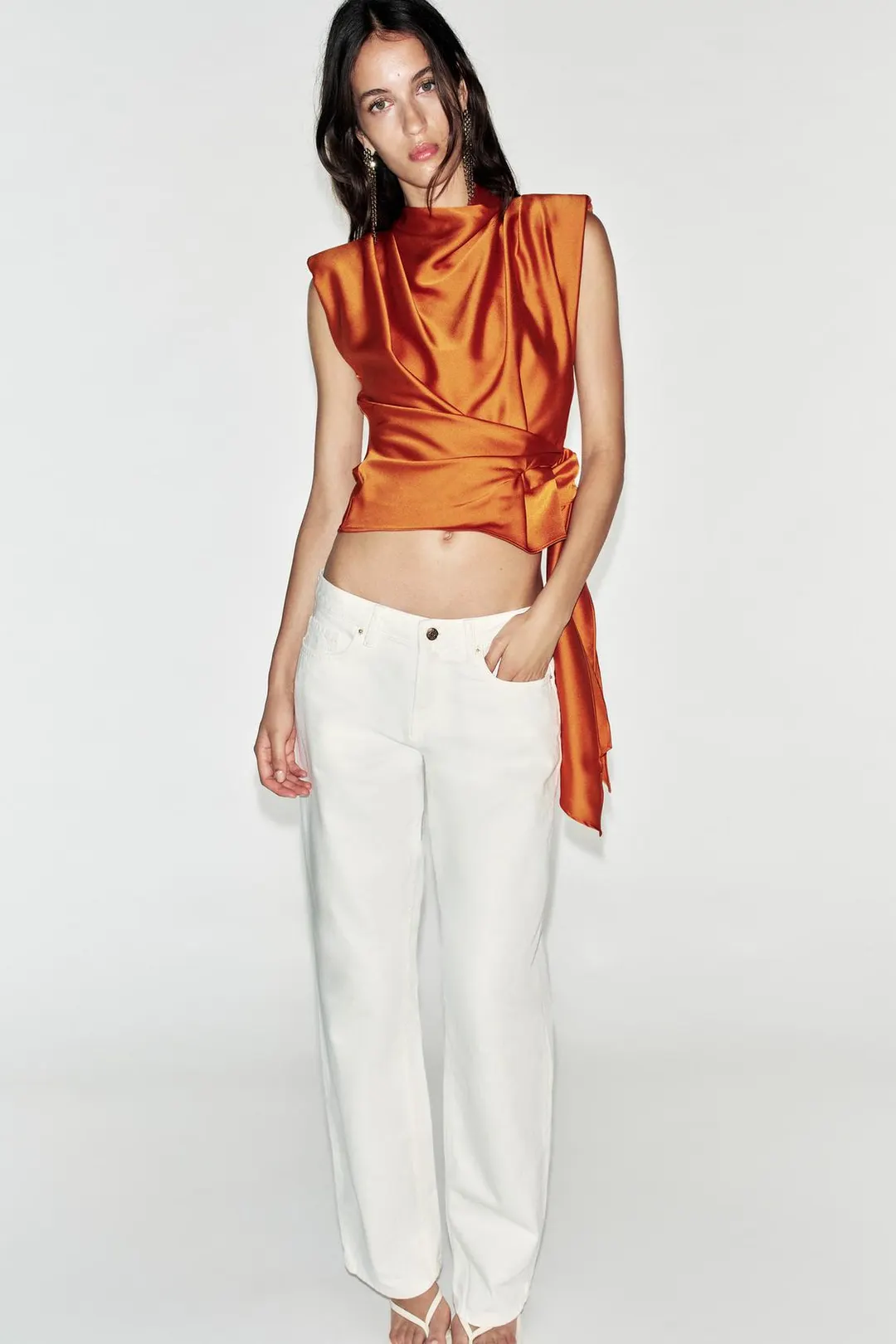 Топ атласный с подплечниками и узлом, Zara