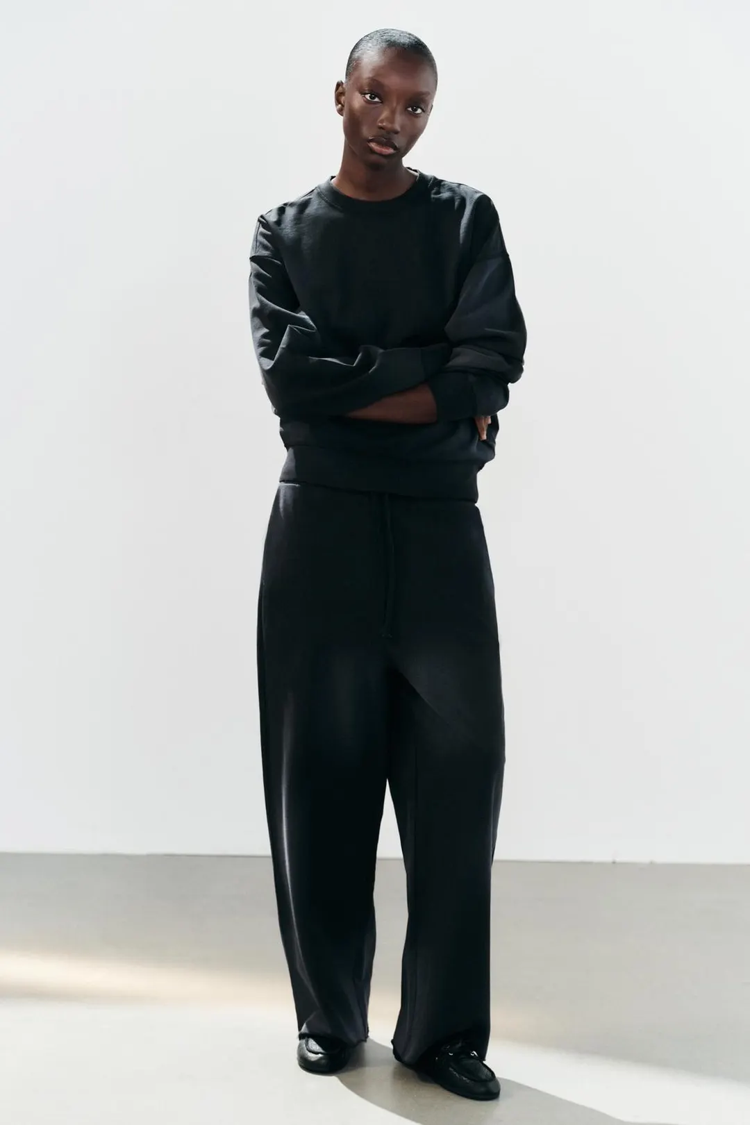 Плюшевые брюки с эффектом стирки, Zara