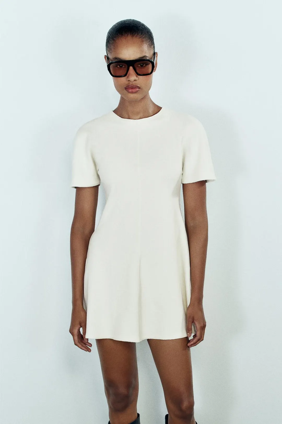 Объемное мини-платье из мягкой ткани, Zara