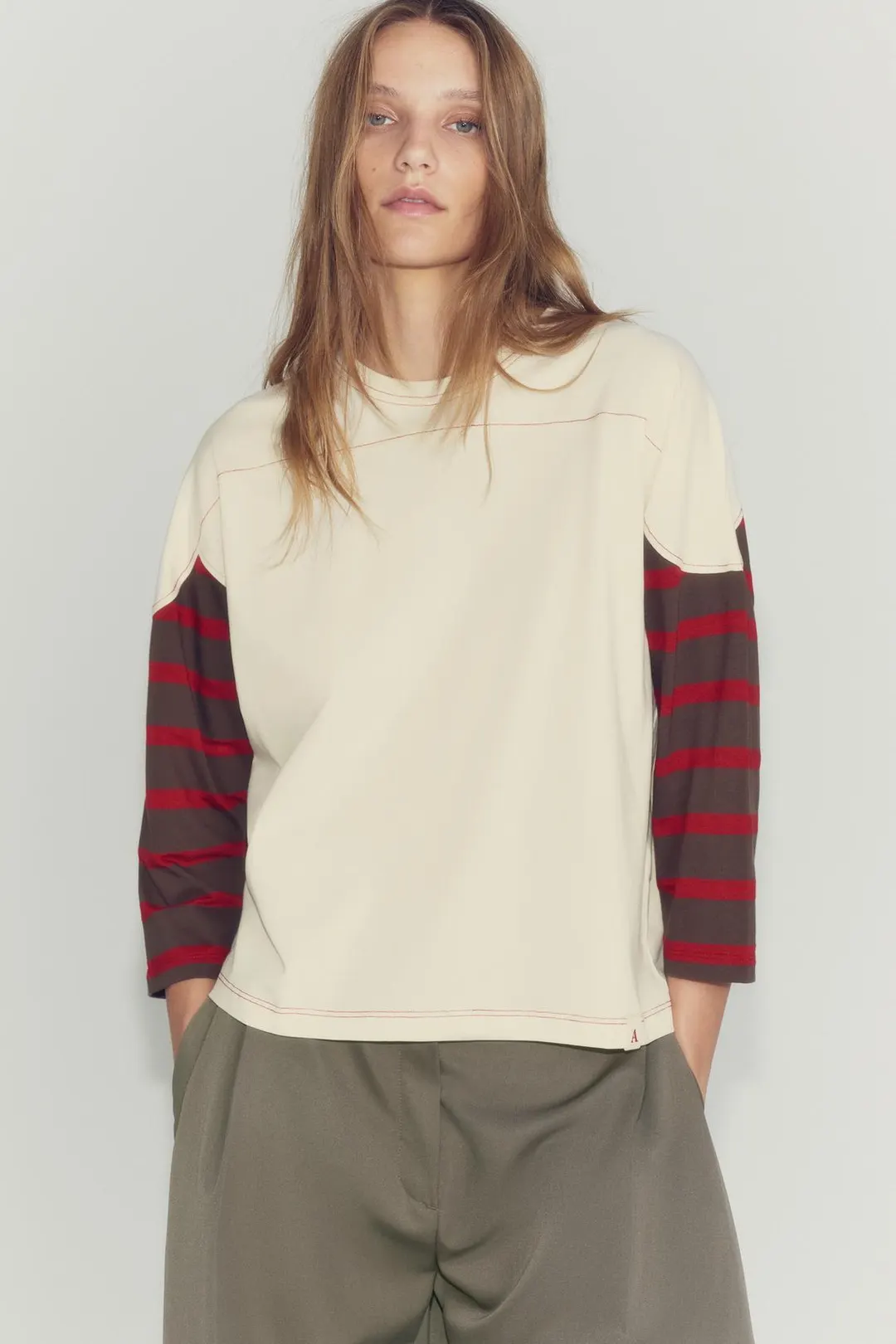 Футболка в полоску с контрастными рукавами, Zara