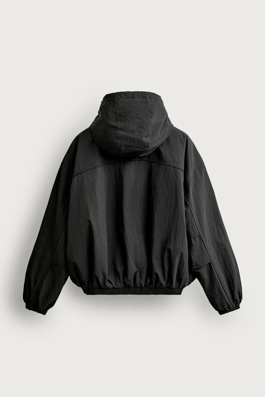 Свободная утепленная куртка из технической ткани, Zara