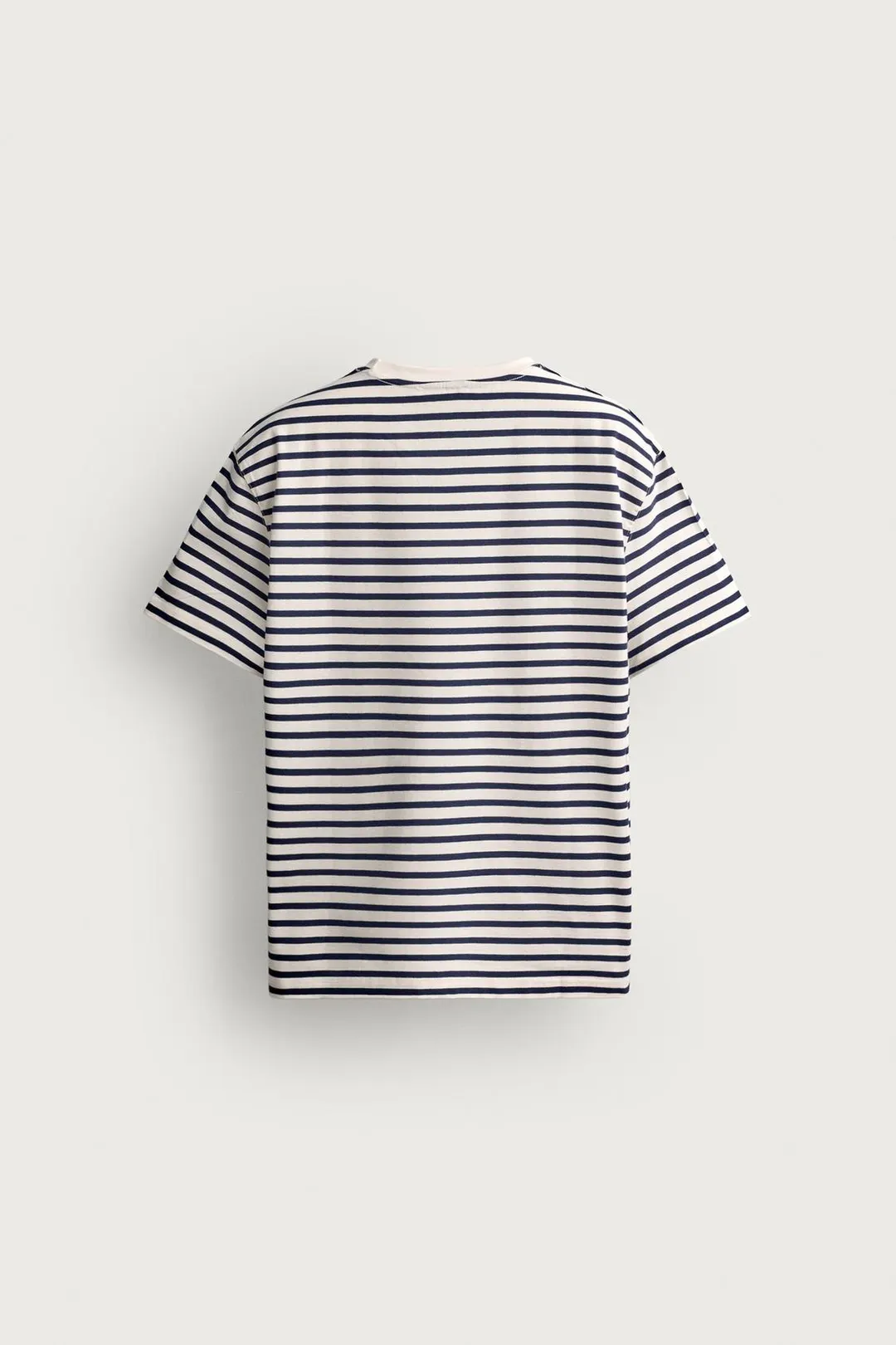 Базовая футболка средней плотности /02, Zara