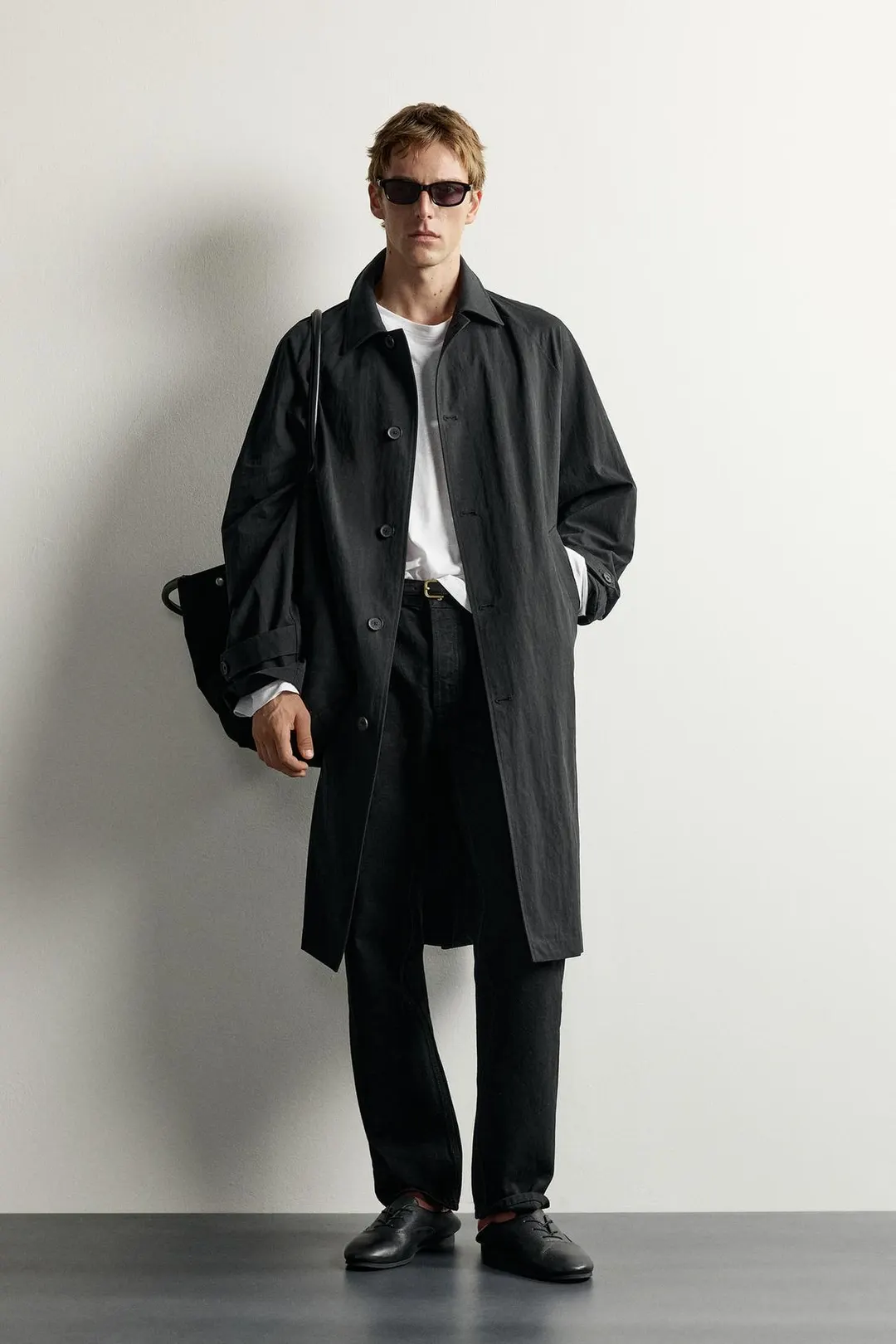 Контрастный тренч свободного кроя, Zara