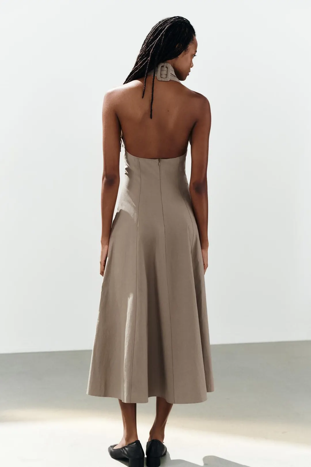 Платье миди халтер с пряжкой, Zara