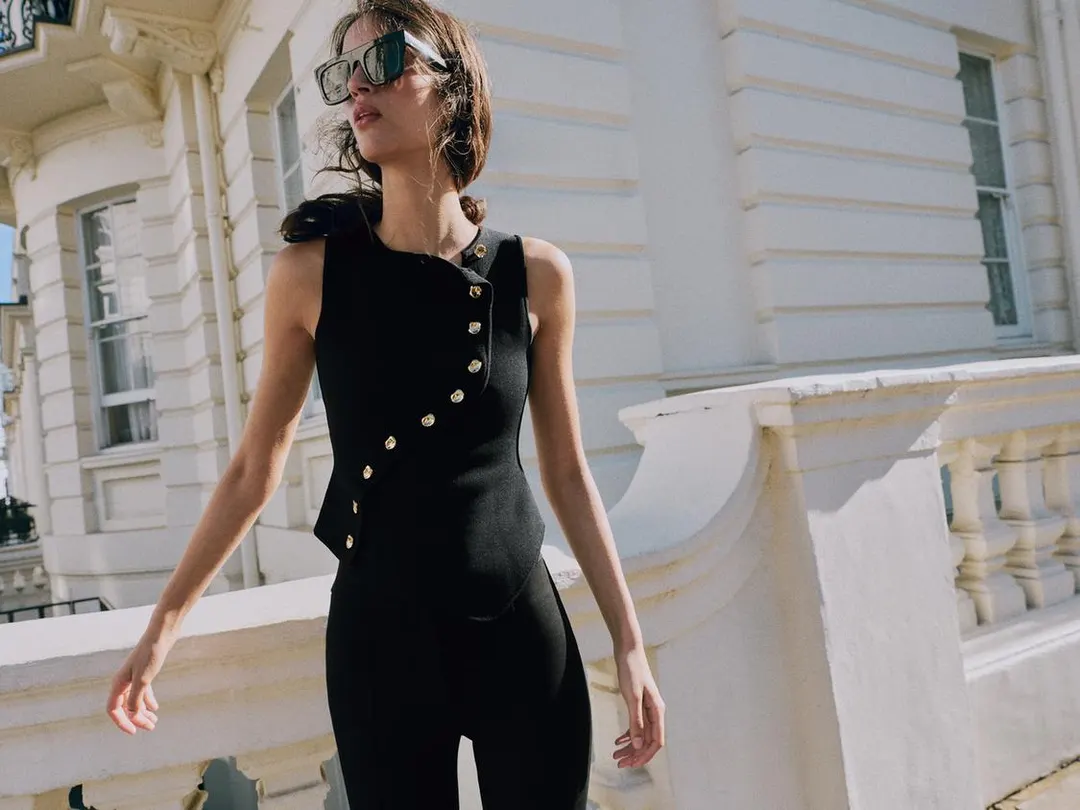 Вязаный топ с асимметричной застежкой, Zara