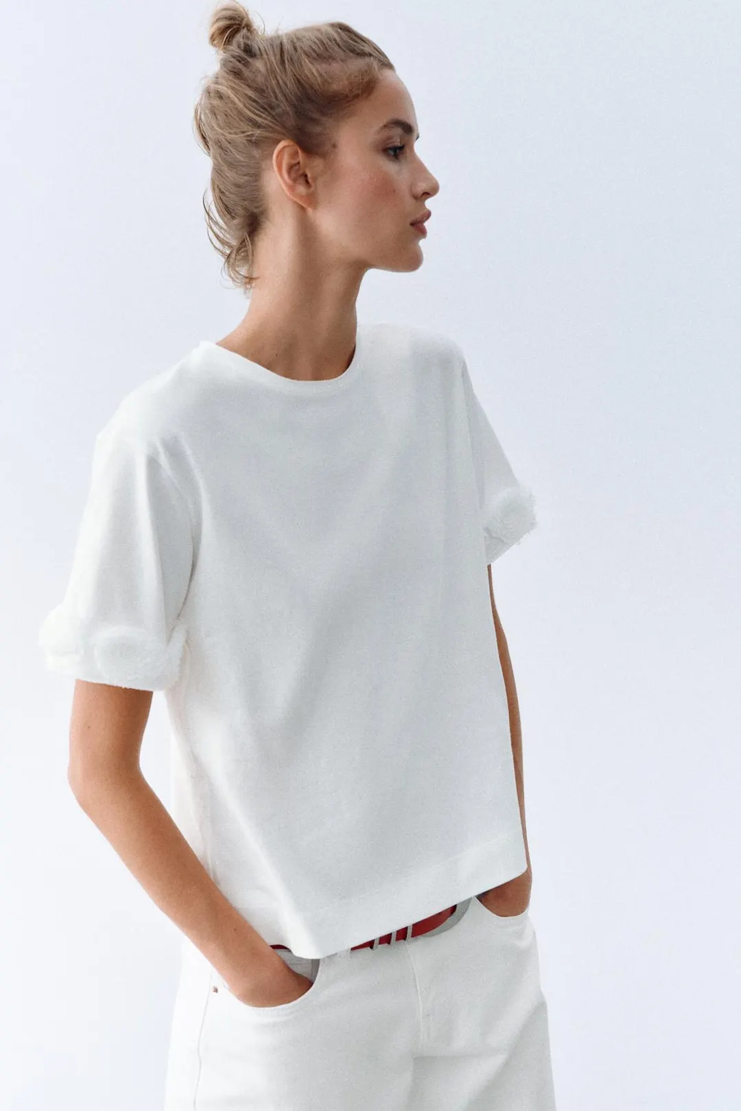 Футболка с объемным цветком, Zara