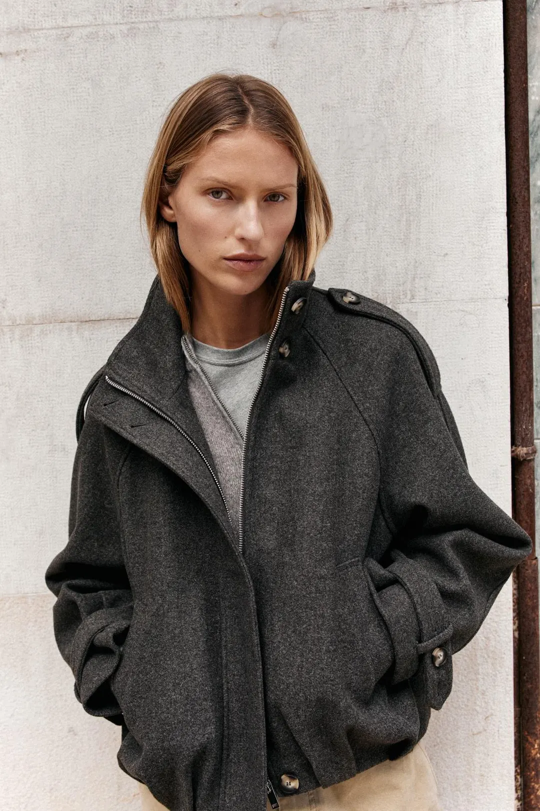 Бомбер с хлястиком, Zara