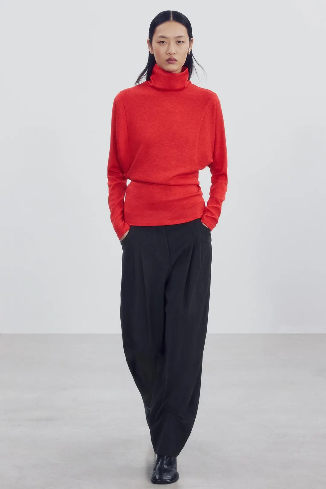 Футболка с высоким воротником, Zara
