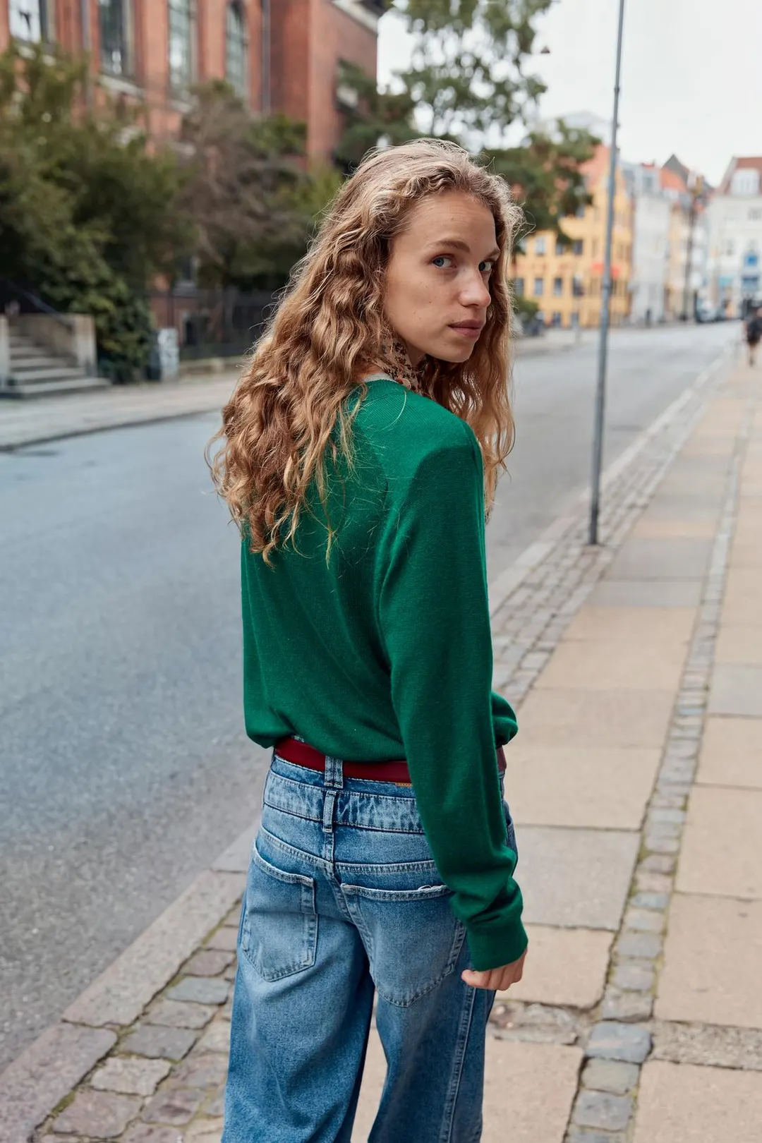 Джемпер из смесовой шерсти с V-образным вырезом, Zara