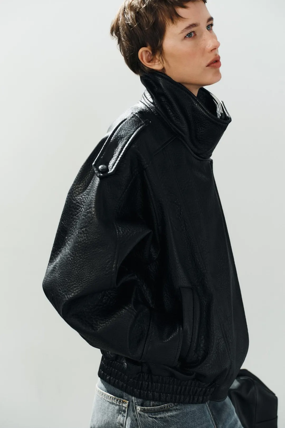 Куртка под кожу, Zara