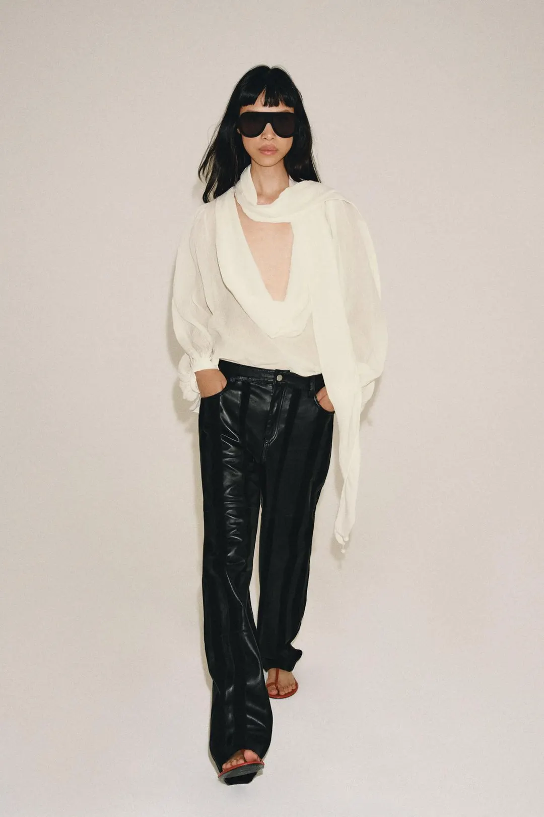 Блузка с воротником-бантом ZW Collection, Zara