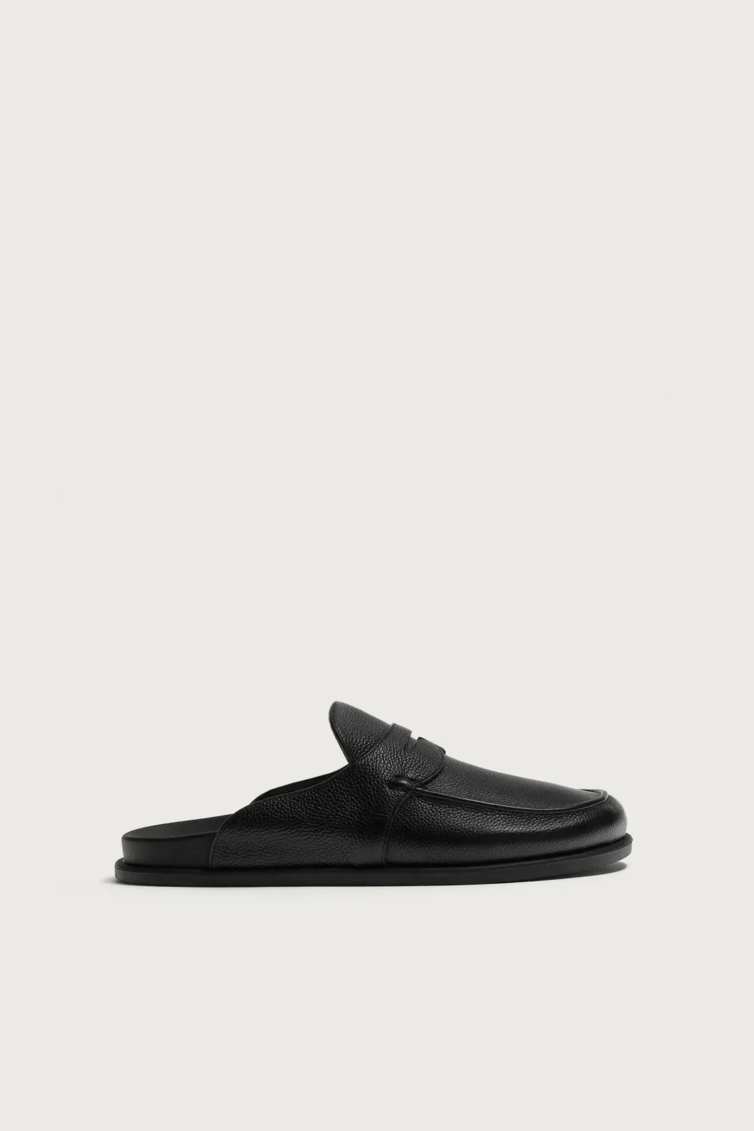 Сабо из кожи с перемычкой, Zara