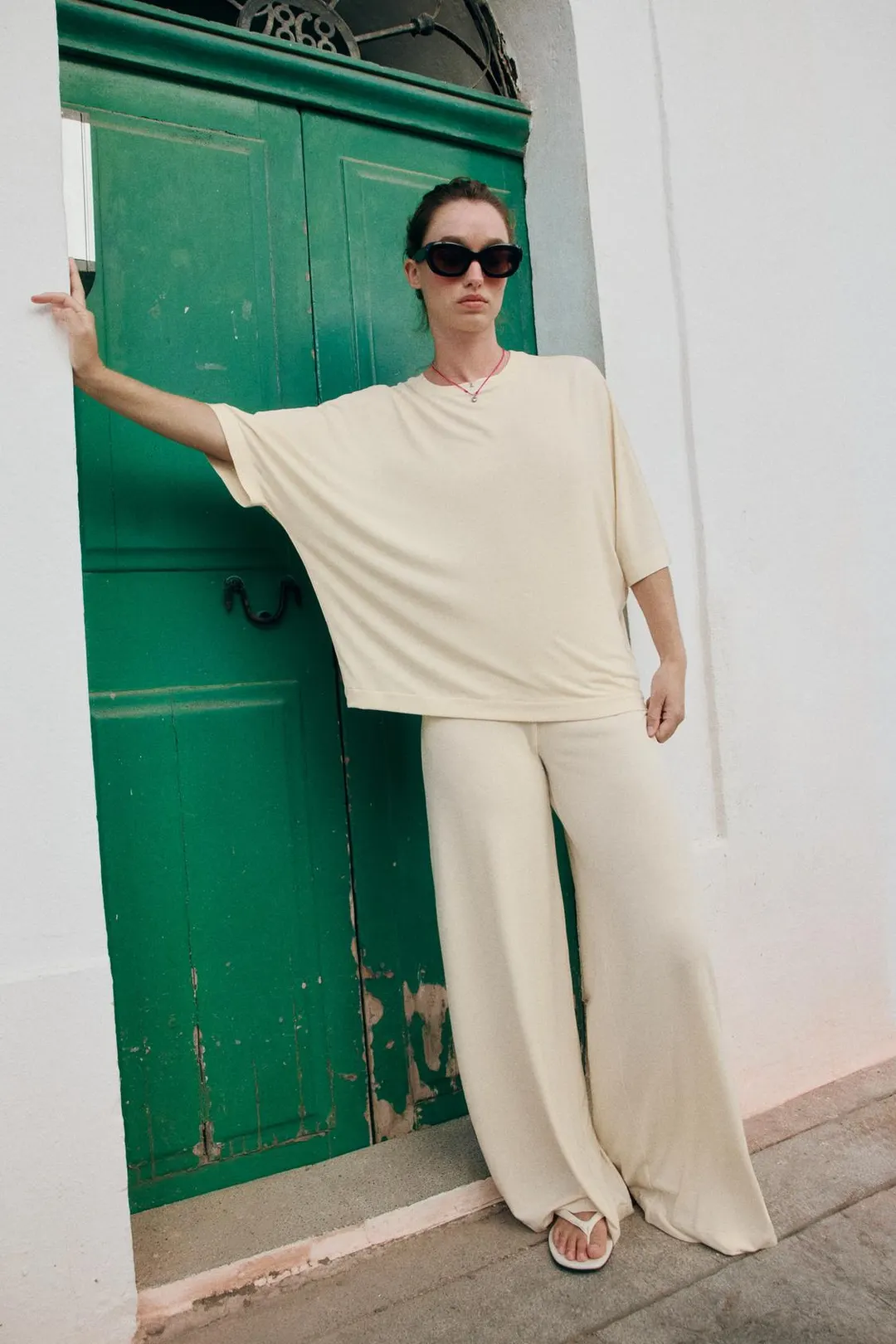 Струящаяся футболка оверсайз, Zara