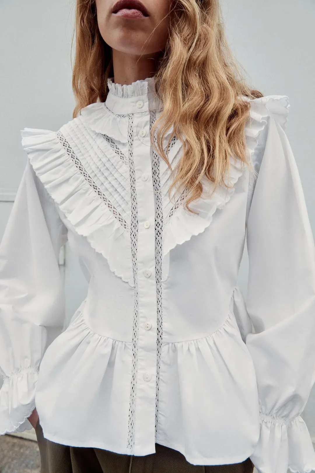 Блузка романтичная с оборками, Zara