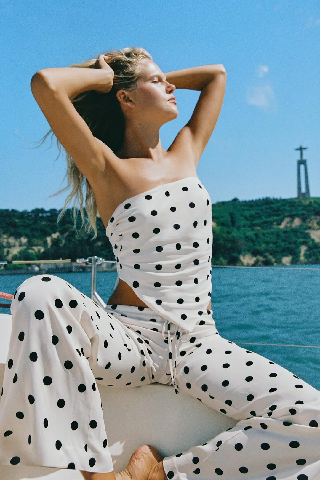 Атласный топ-бандо с завязкой в горошек, Zara