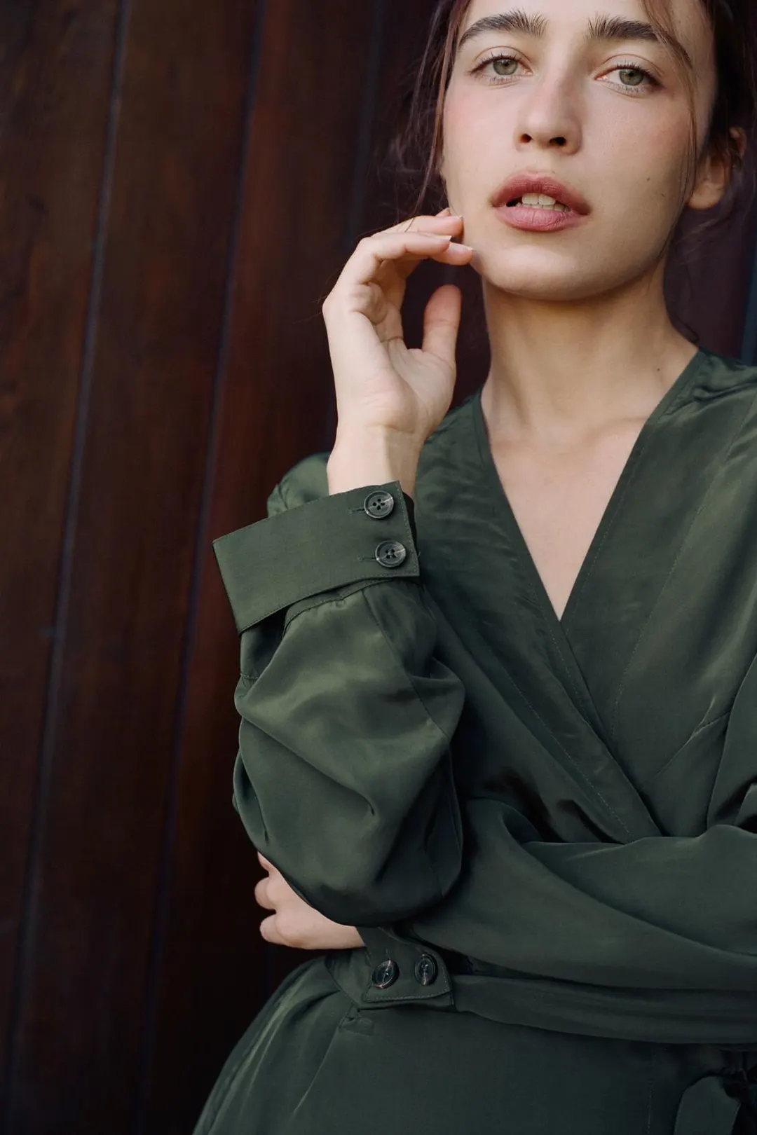 Атласное платье с запахом, Zara