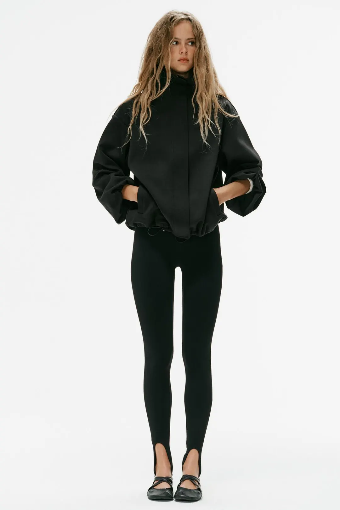 Технологичная куртка-бомбер, Zara