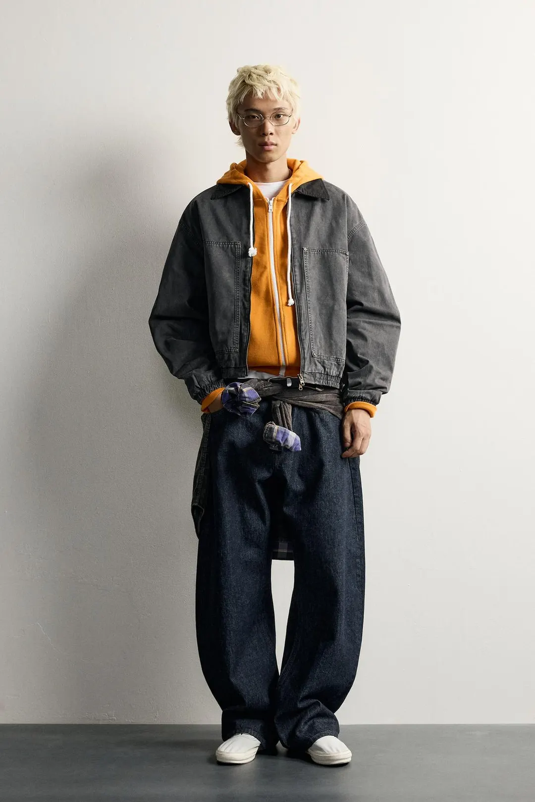Укороченная куртка с контрастным воротником, Zara