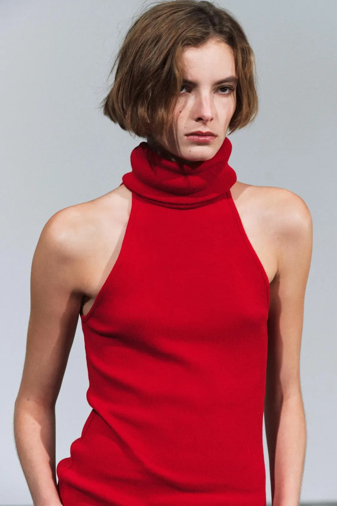 Топ с высоким воротником, Zara