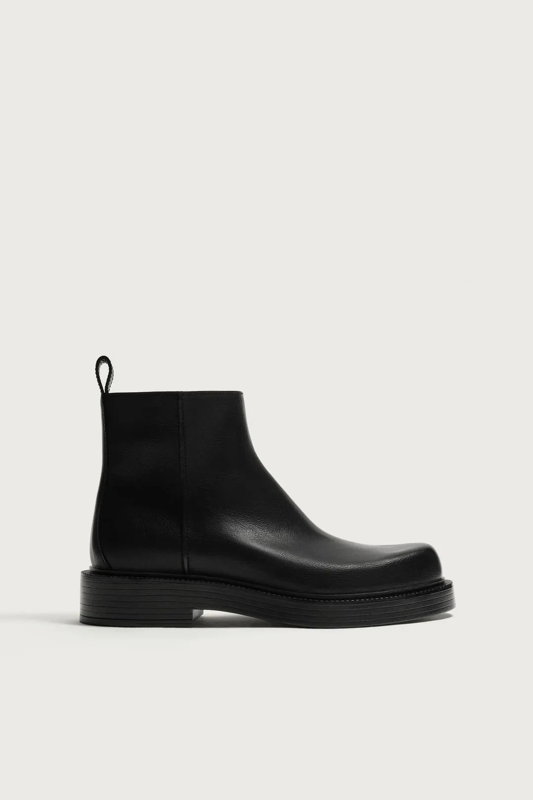 Ботинки на массивной подошве, Zara
