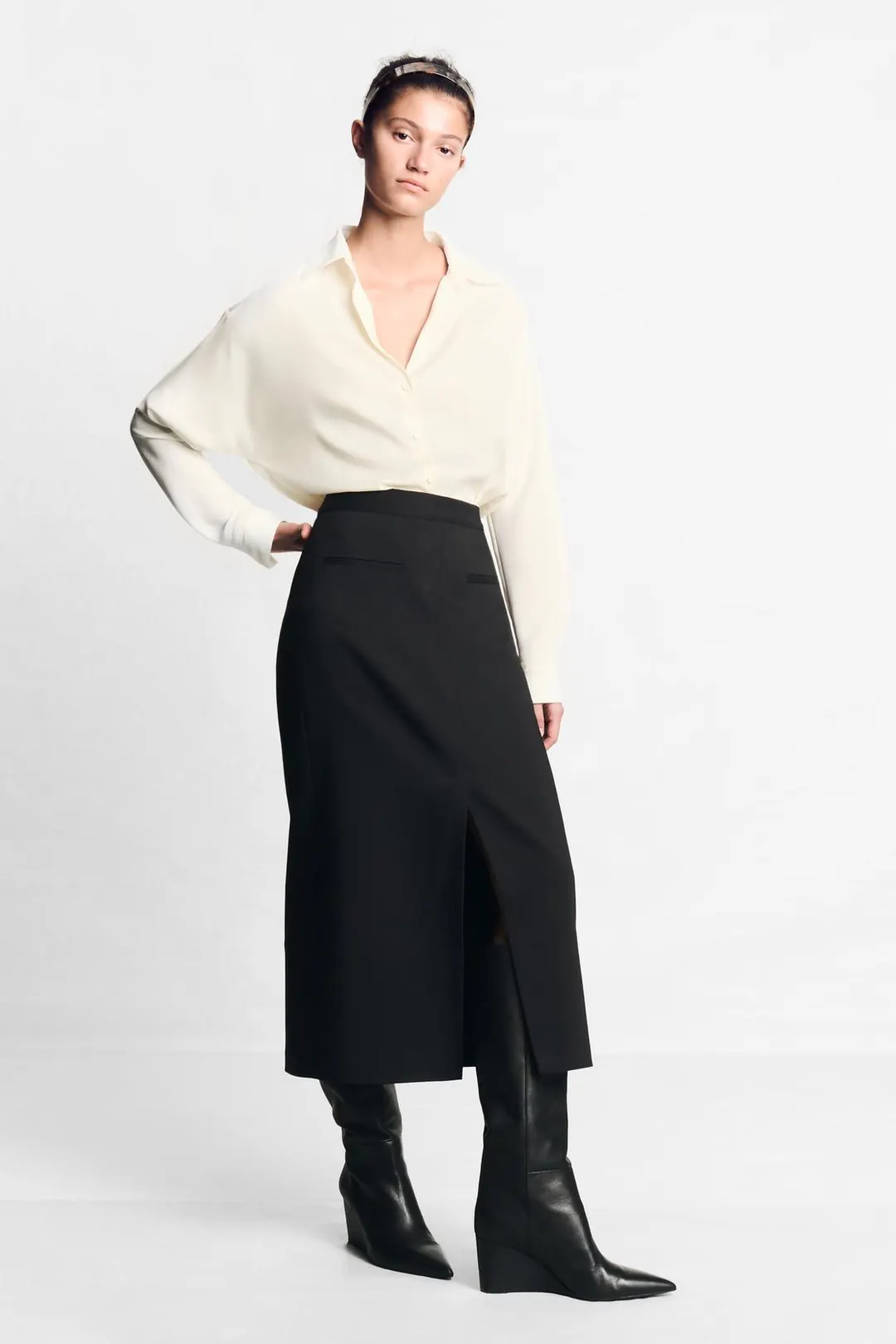 Сапоги до колена кожаные на танкетке, Zara