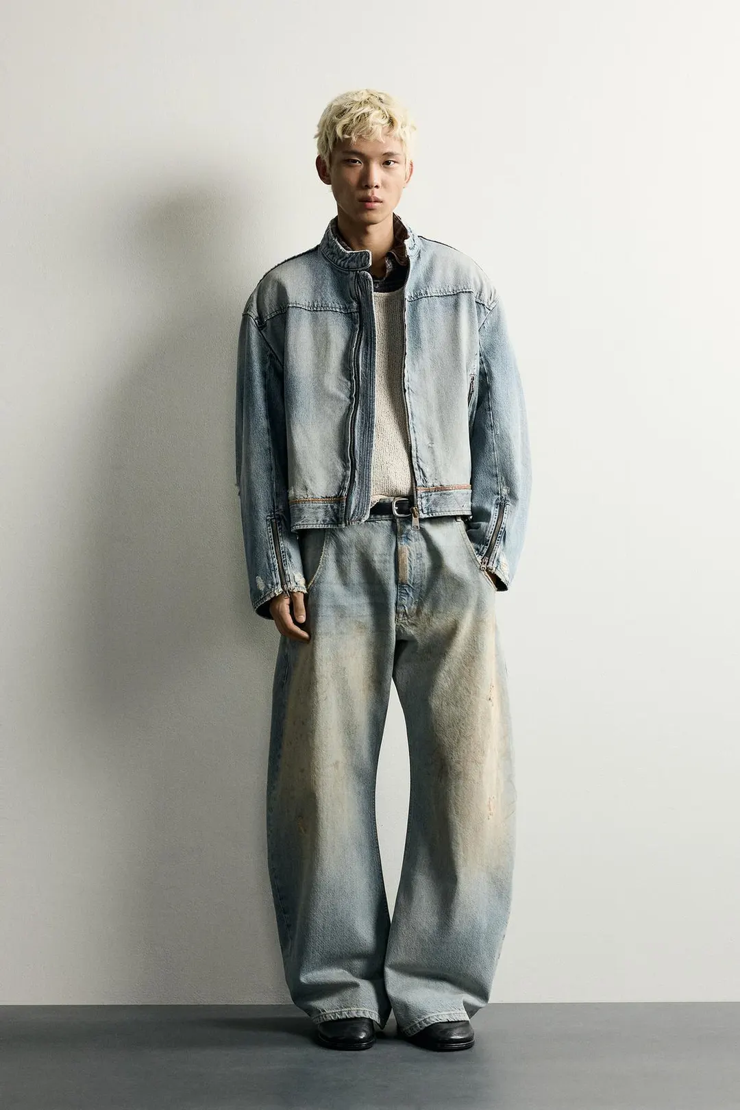 Джинсы свободного бочкообразного кроя с винтажным эффектом, Zara