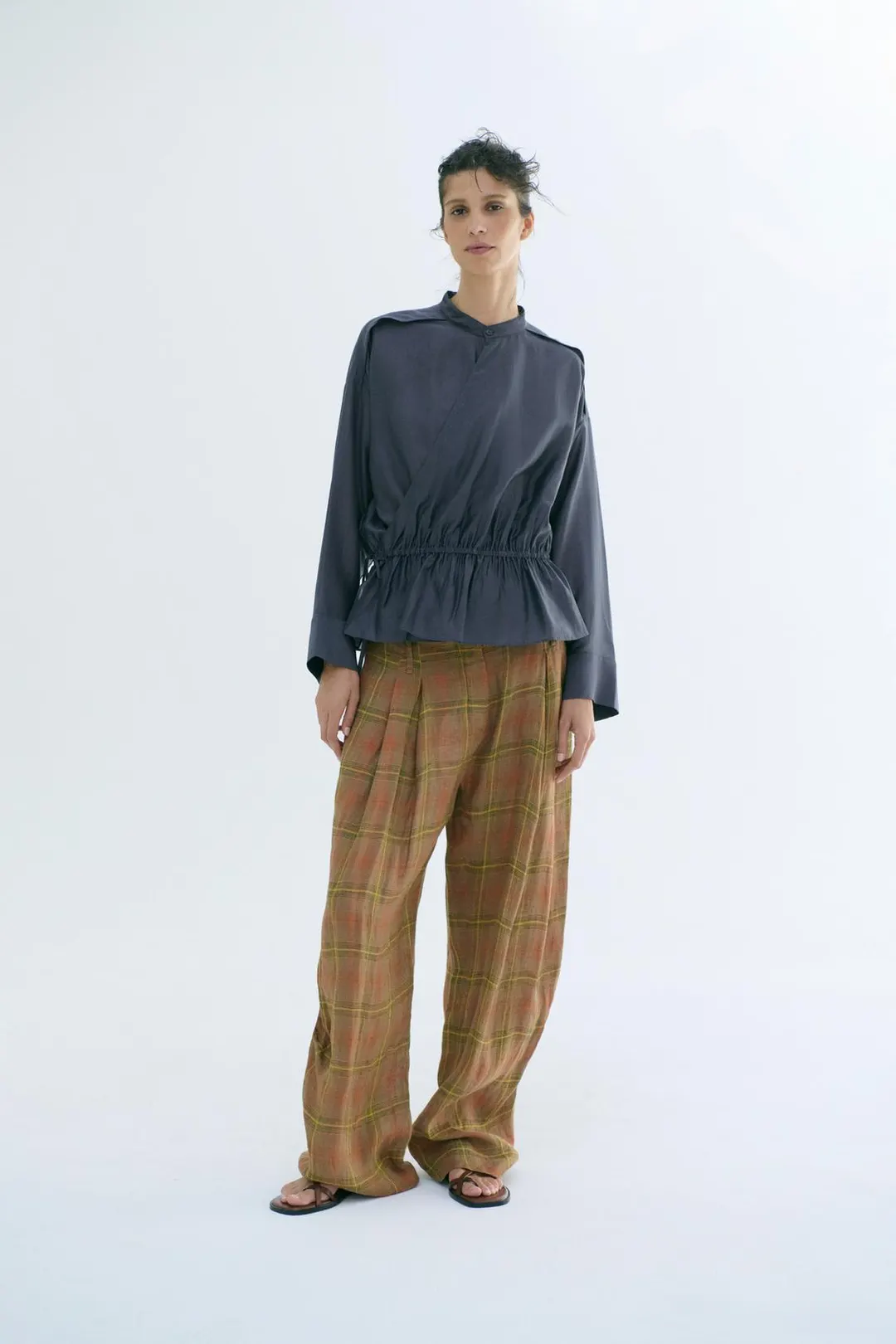 Брюки ZW Collection льняные в клетку, Zara