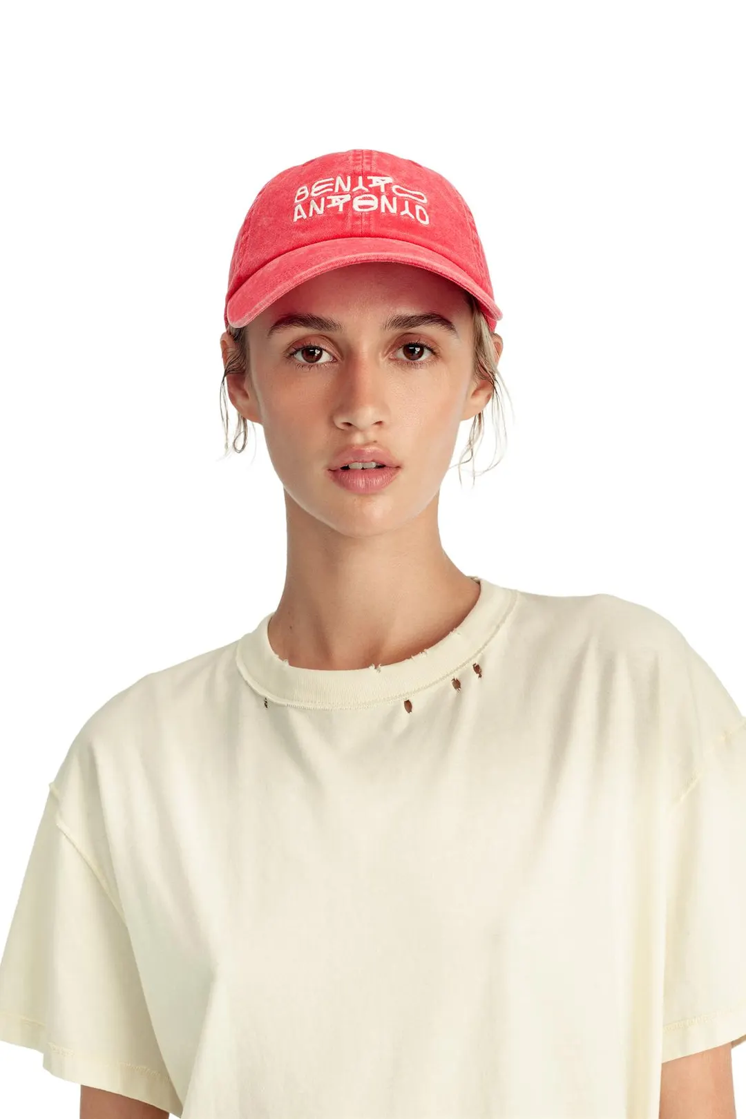 Футболка с эффектом вывернутых швов и вареной стирки, Zara