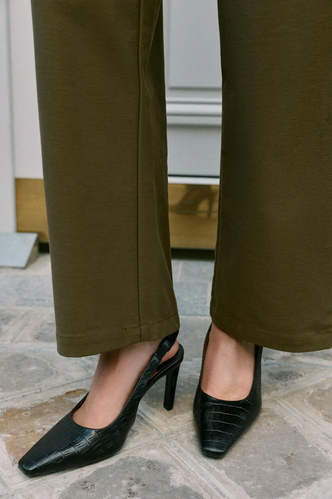 Фактурные туфли с открытой пяткой, Zara