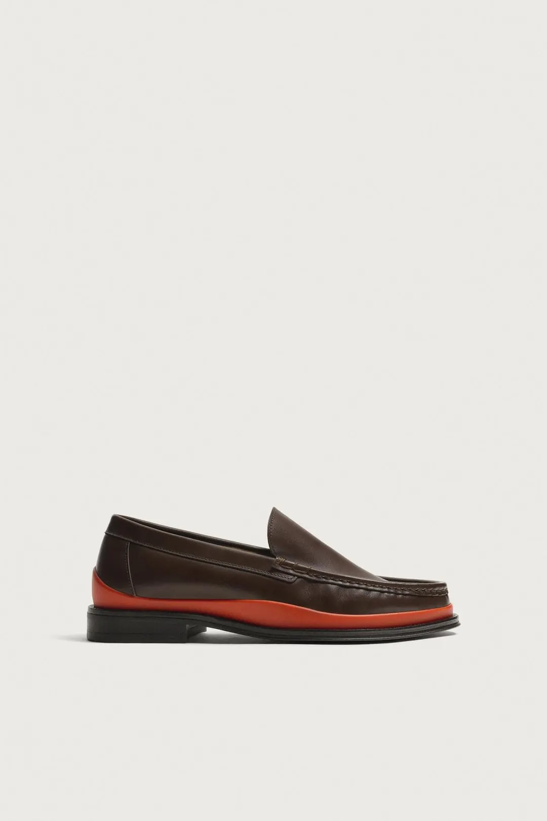 Кожаные лоферы, Zara